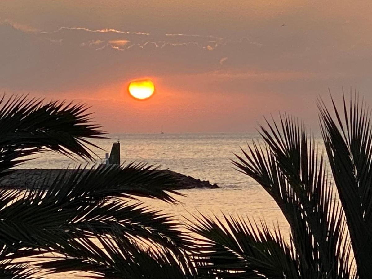 Apartamento Frente Al Mar En El Campello Exterior foto